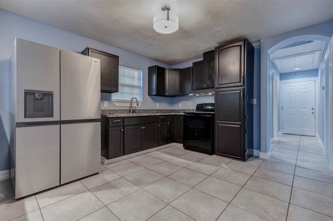 Foto del edificio - 7118 Karen St