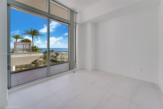 Foto del edificio - 153 N Seabreeze Blvd