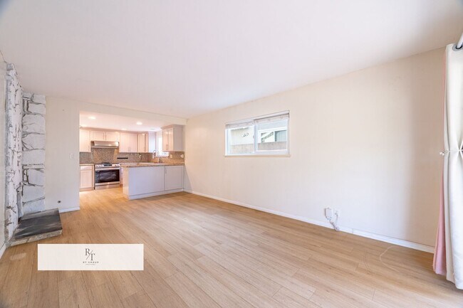 Foto del edificio - 3 Bed | 2 Bath Single-Family Home in Walnut Valley Unified School District