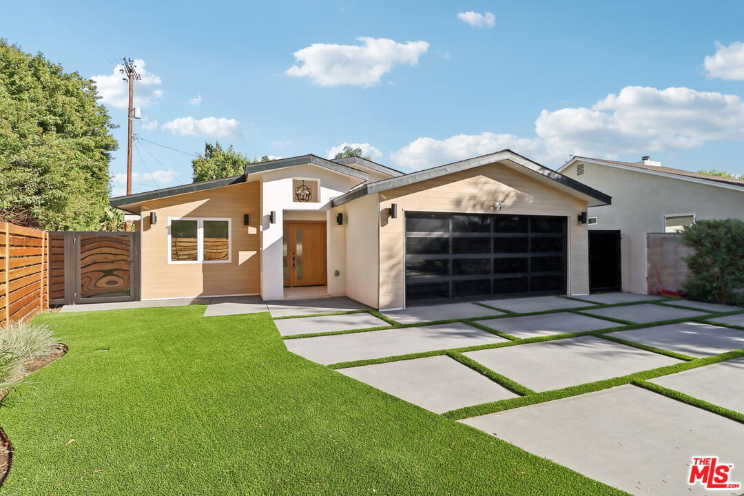 Foto principal - 4656 Greenbush Ave