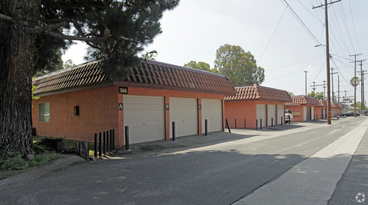 Building Photo - 126-166 N Date Ave