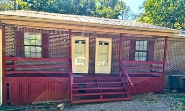 Building Photo - 161 Eldridge Ln SW