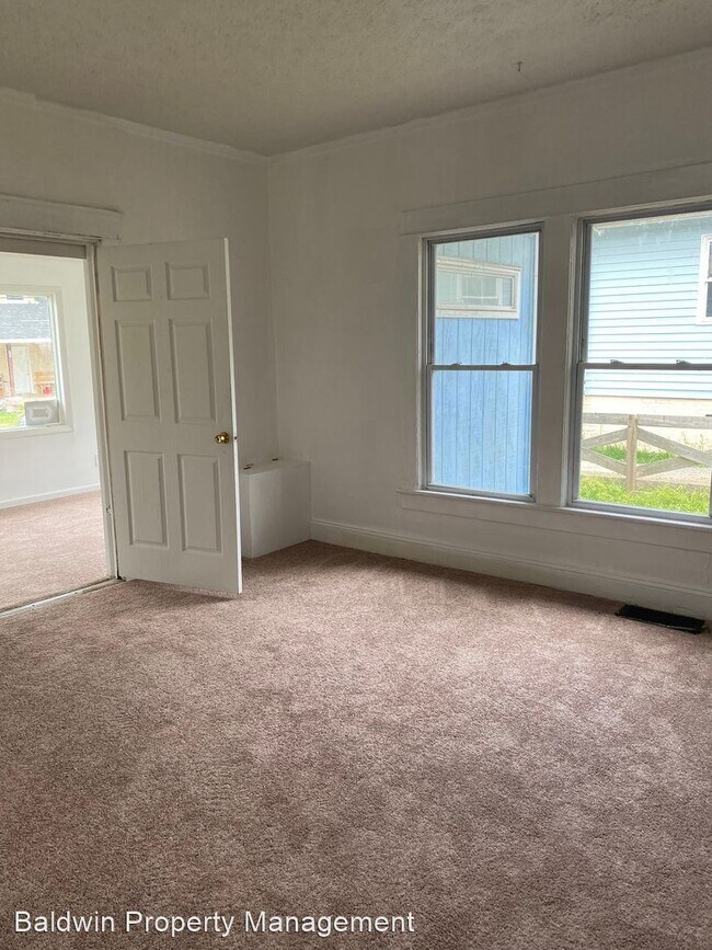 Building Photo - 4 br, 3 bath House - 500 Andrews St