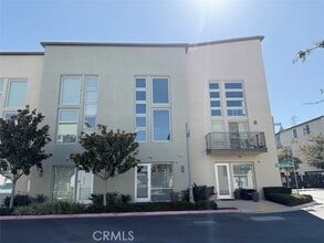 Building Photo - 1508 W Artesia Square