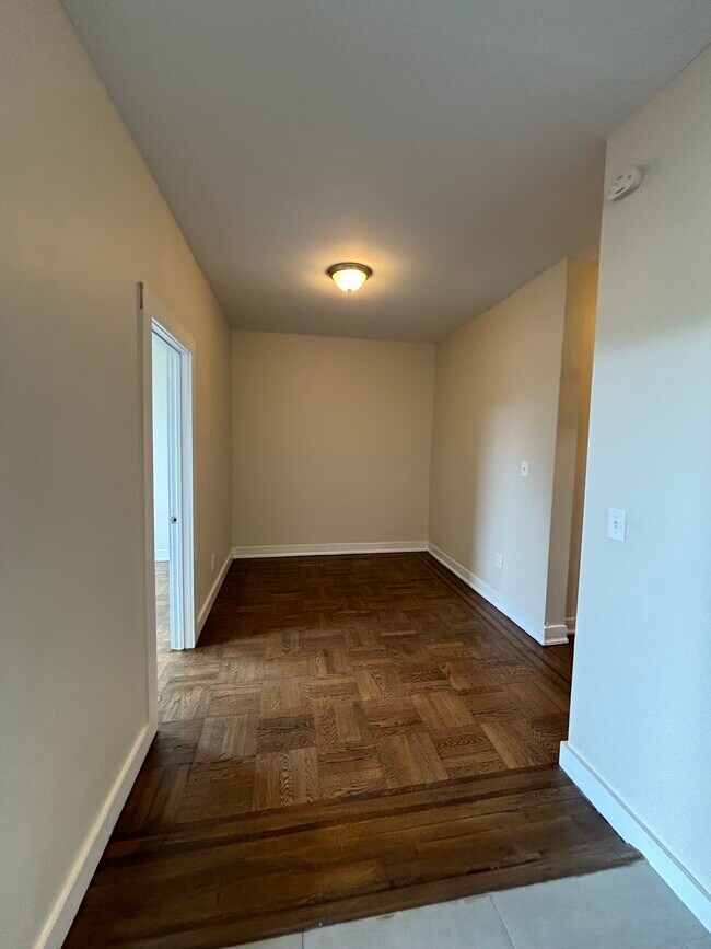 15 Goldsmith Ave 50 - 14 Goldsmith Ave