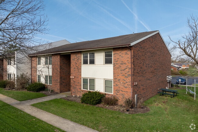 Building Photo - Cambridge Square Apartments - Income Based