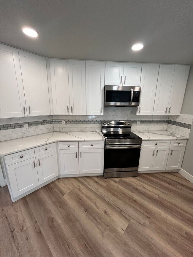 Building Photo - A hassle-free lifestyle