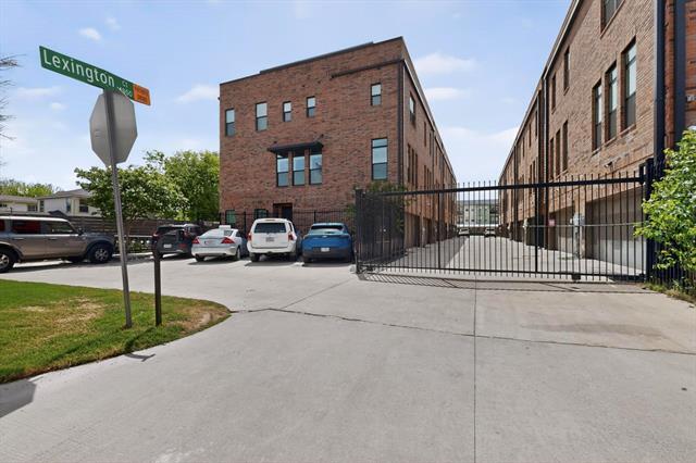 Foto del edificio - 4920 Lexington Ct