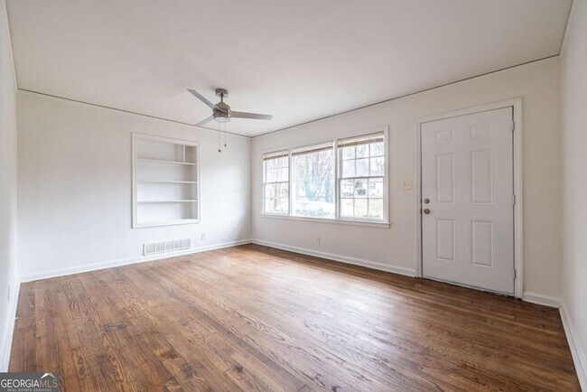 Foto del edificio - 2986 Belvedere Ln