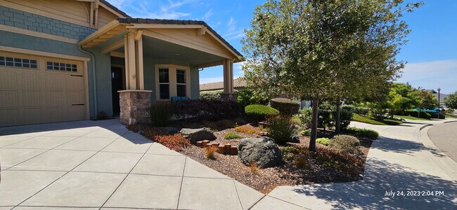 Foto del edificio - Beautiful Newer Rice Ranch Single Story Home in Orcutt