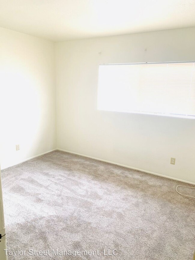 Building Photo - 15427 N Jerry St