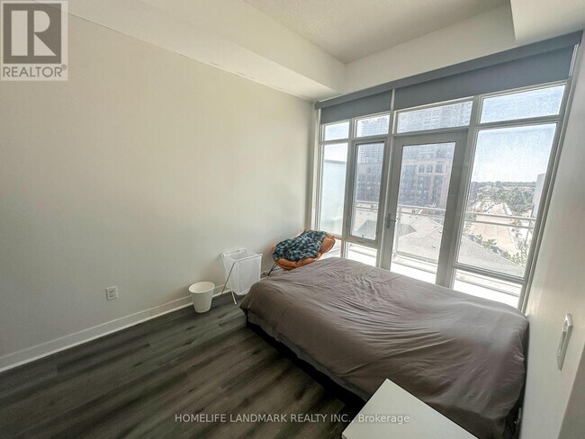 Building Photo - 360-360 Square One Dr
