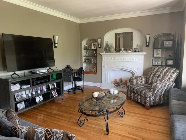 Foto del edificio - 504 S Austin Blvd