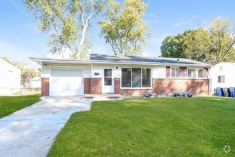 Building Photo - 745 Northmoor Dr