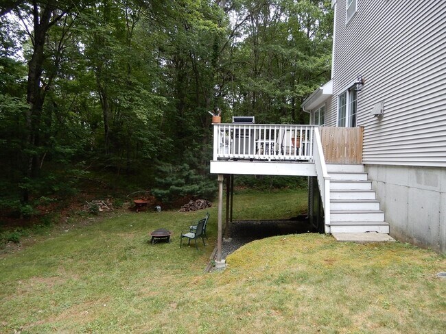 Foto del edificio - 5 Bradshaw Ln