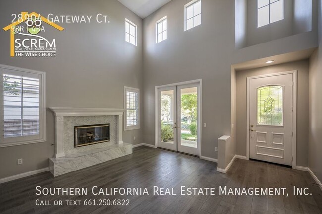 Building Photo - Stunning Five Bedroom House in Santa Clarita