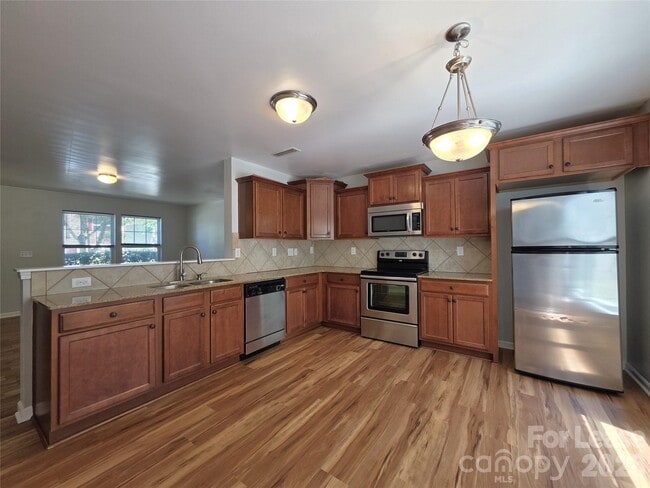 Building Photo - 6142 Salamander Run Ln