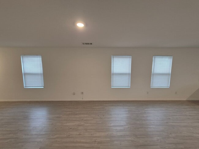 Building Photo - 12822 CHINALI SPG