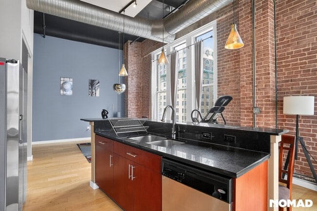 Building Photo - 1136 Washington Ave