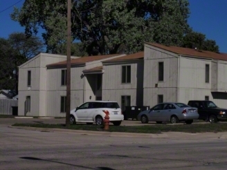 Primary Photo - 550 Melrose Ct