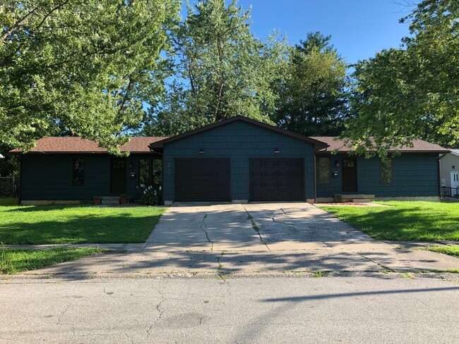 Building Photo - 3455 Fontenac Ct
