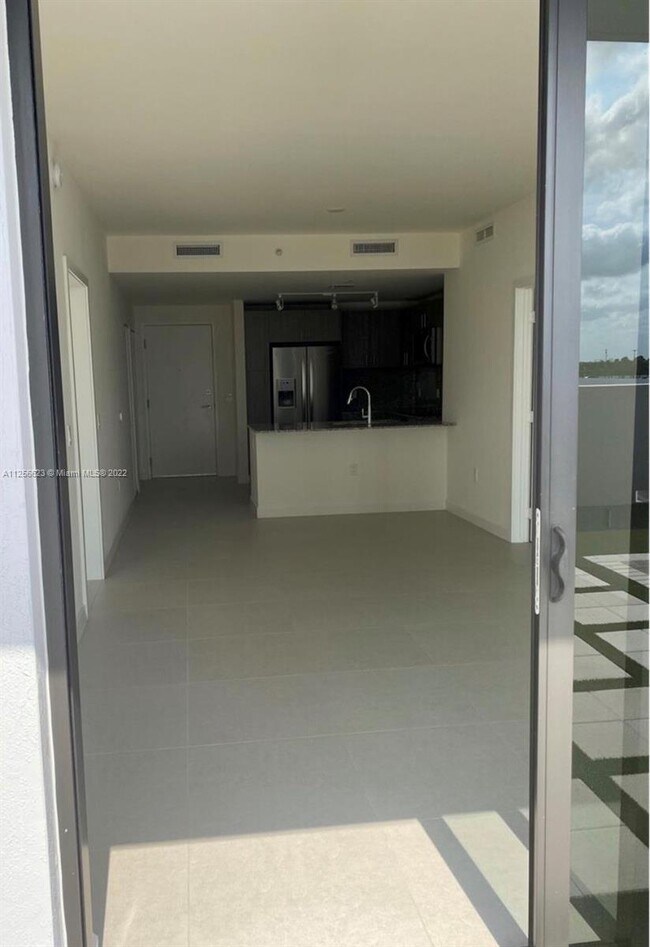 Building Photo - 5350 NW 84th Ave  404 Doral Fl 33166