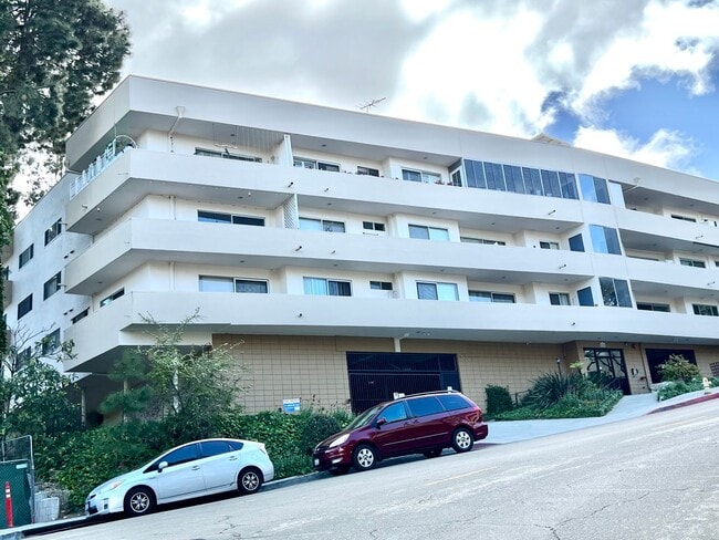 Foto del edificio - 5630 Ravenspur Dr