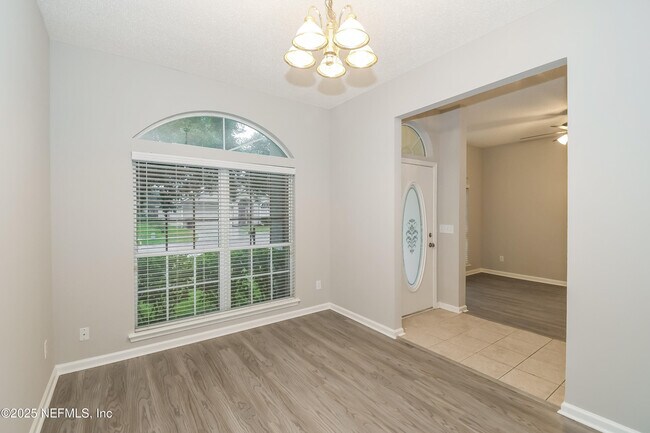 Building Photo - 14297 Fish Eagle Dr E