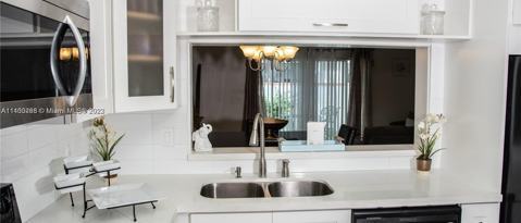 Foto del edificio - 8937 NW 23rd St
