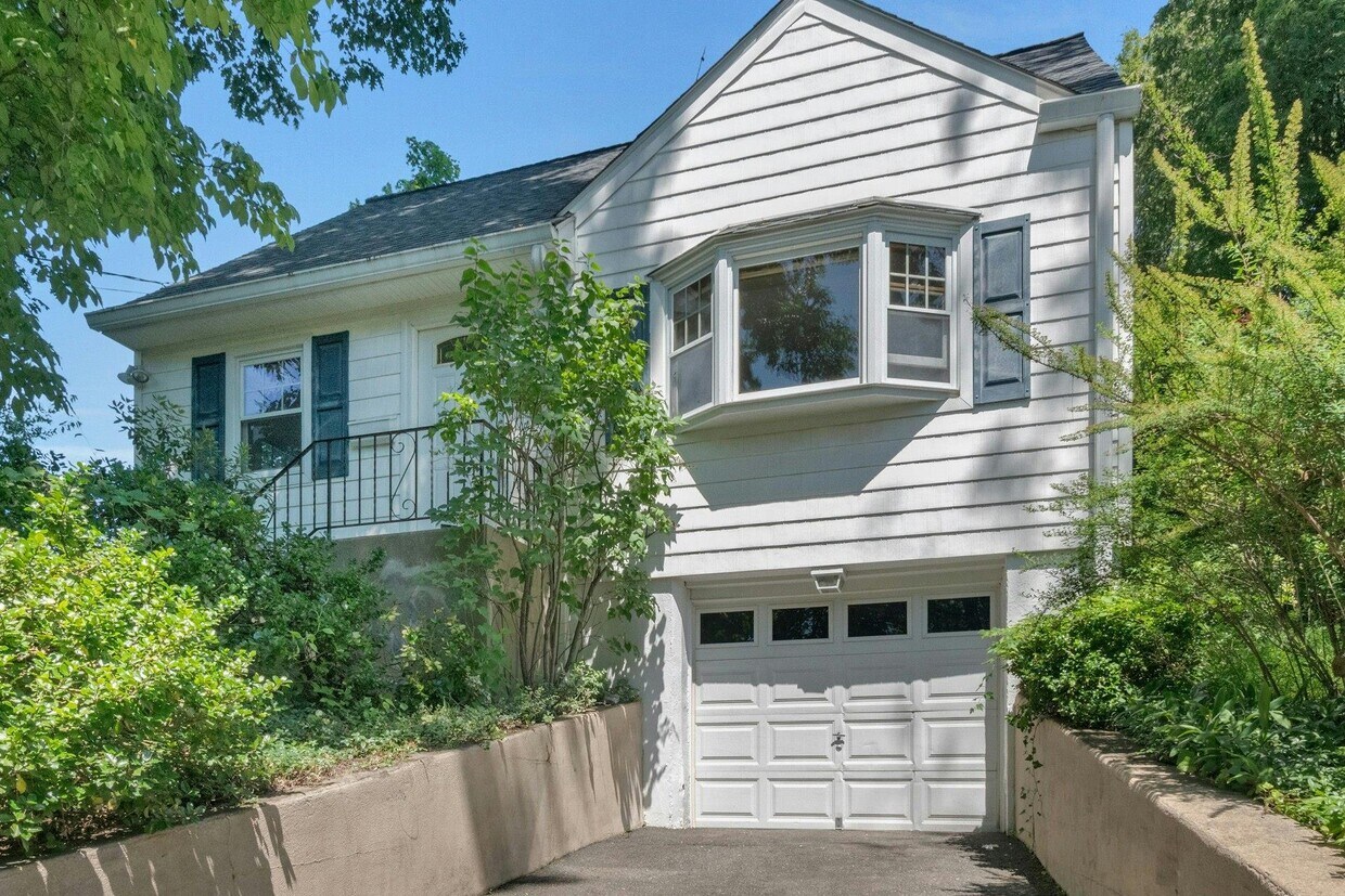 Foto principal - 75 Grandview Ave