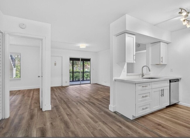 Building Photo - 6258 Chasewood Dr