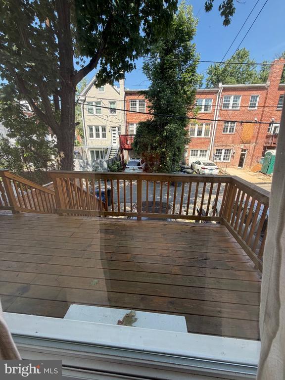 Foto del edificio - 2410 39th St NW