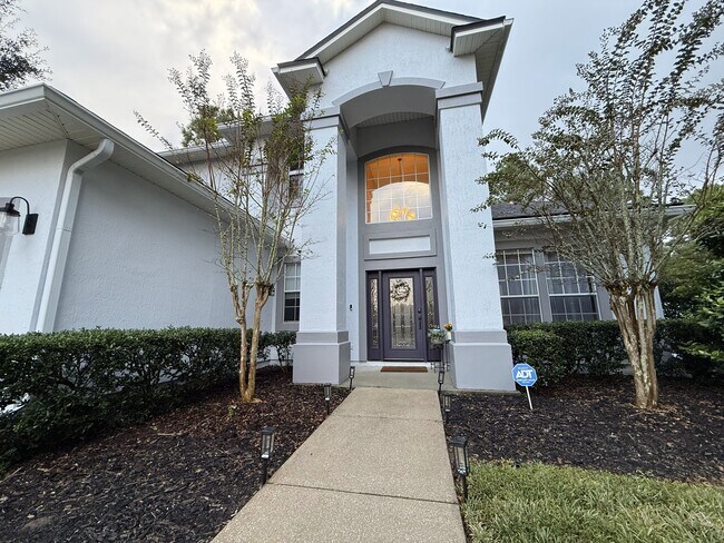 Foto del edificio - 944 Waverly Bluff Ct