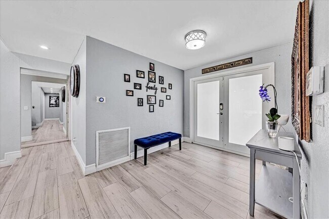 Foto del edificio - 5113 NW 65th Ave