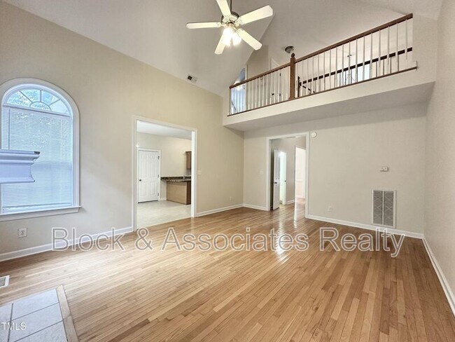 Foto del edificio - 77 Ila Pl