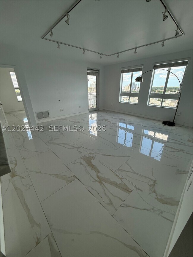 Foto del edificio - 7350 SW 89th St