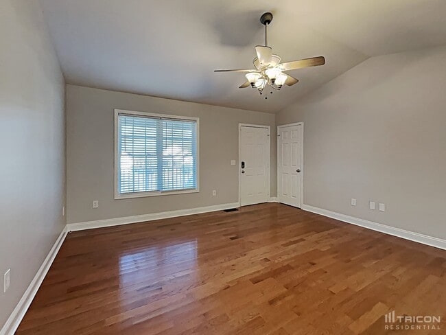 Foto del edificio - 661 Beavers Cove Ln NW