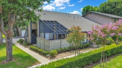 Building Photo - 819 Silver Fir Rd