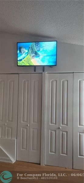 Foto del edificio - 2828 Edgehill Ln