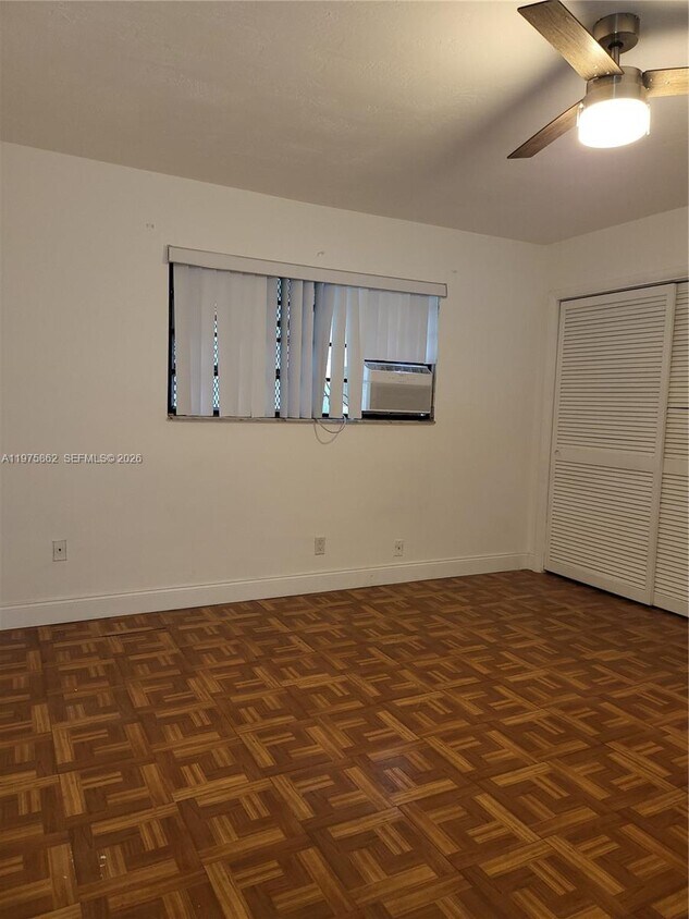 Building Photo - 1836 Arthur St