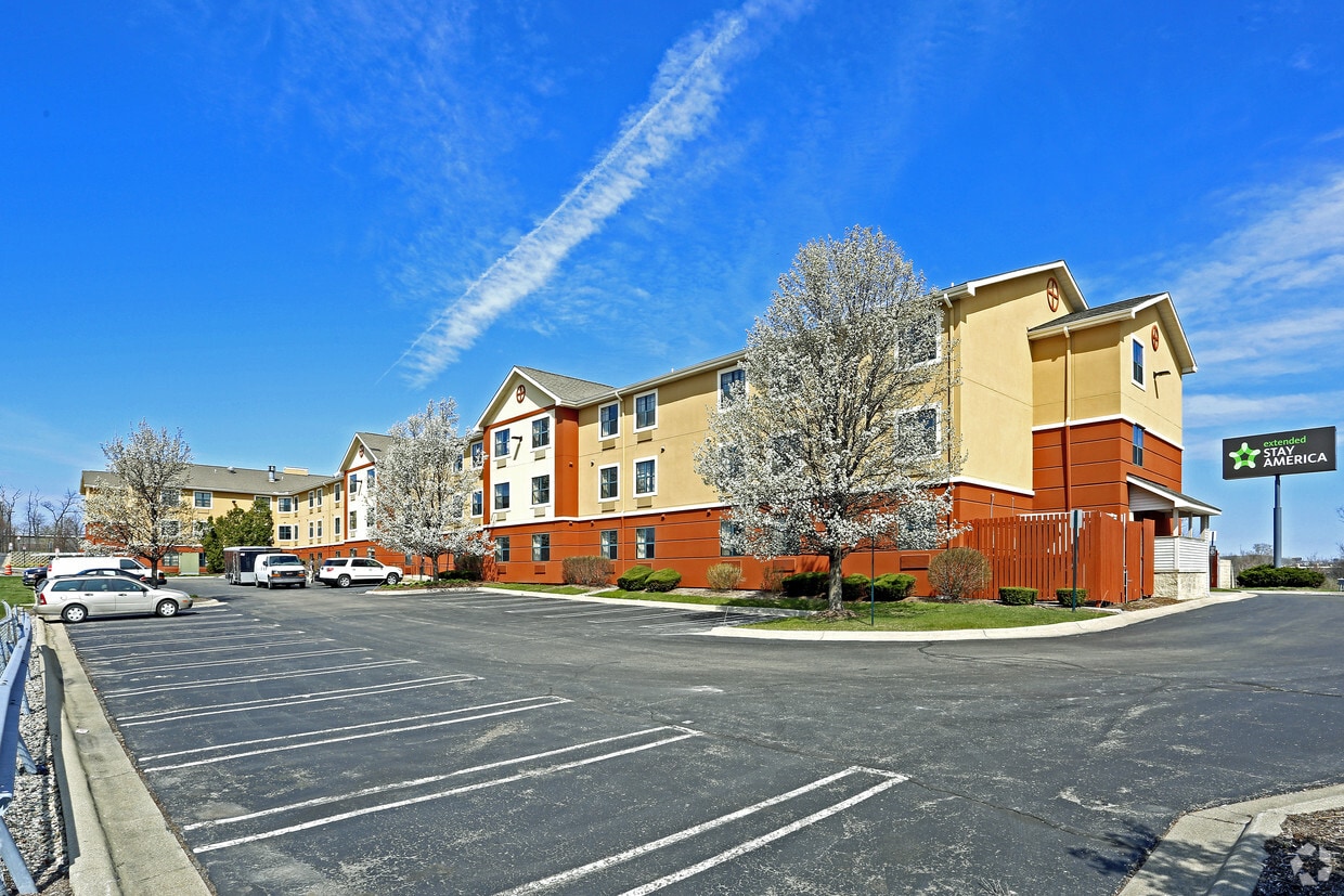 Furnished Studio Auburn Hills 1180 Doris Rd Auburn Hills, MI