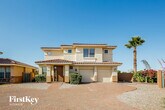 Foto principal - 13488 W Cypress St