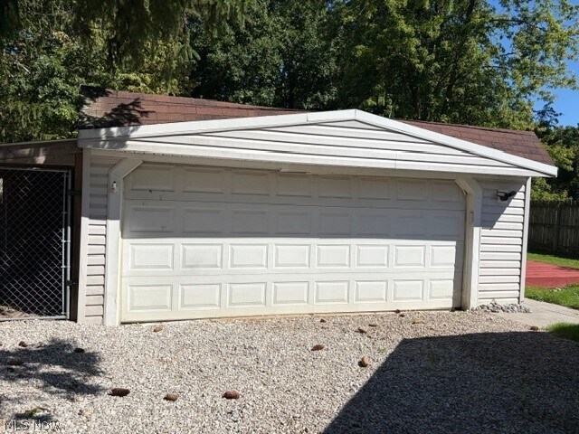 Foto del edificio - 4837 Willowbrook Dr