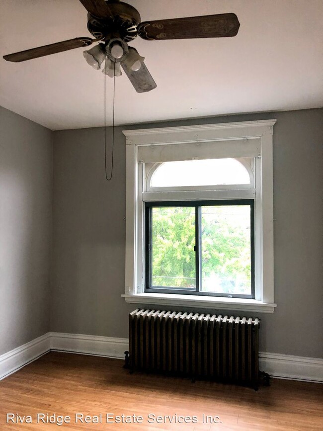 Building Photo - 4 br, 2 bath House - 3433 Parkview Avenue