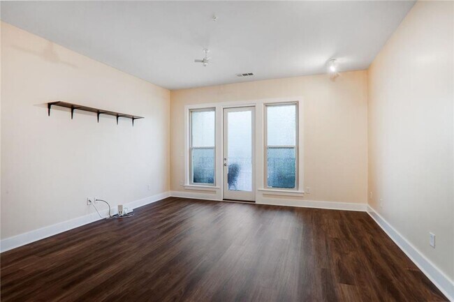 Foto del edificio - 1195 Milton Terrace SE
