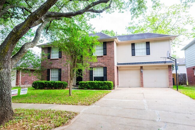 Foto del edificio - 6311 Laurel Bush Ln