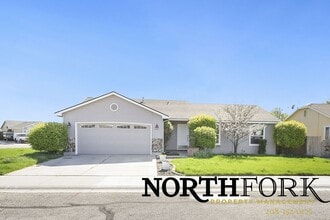 Building Photo - 599 N Brownfield Way