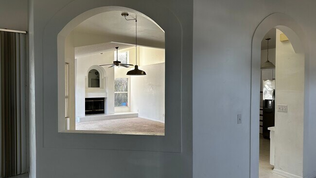 Building Photo - 5749 Cactus Cir