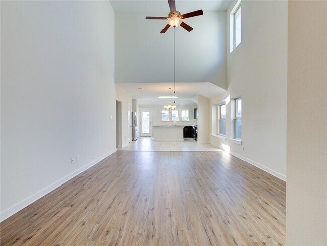 Foto del edificio - 7952 Castelardo Pl