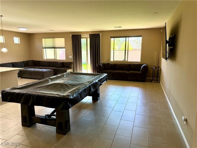 Foto del edificio - 6298 Starflare St